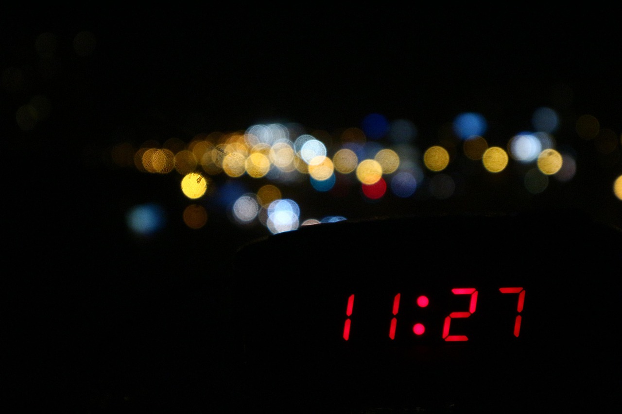 change the time, time, clock, hours, minutes, modern, city, night, blurry, eleventh, light, streets, digital, electronic, darkness, alarm clock, to sleep, dream, good night, good night, good night, good night, good night, good night